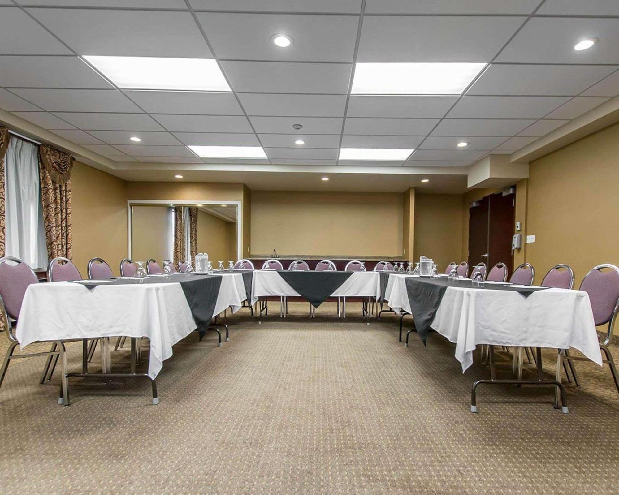 Quality Inn & Suites Bay Front Sault Ste. Marie Eksteriør bilde