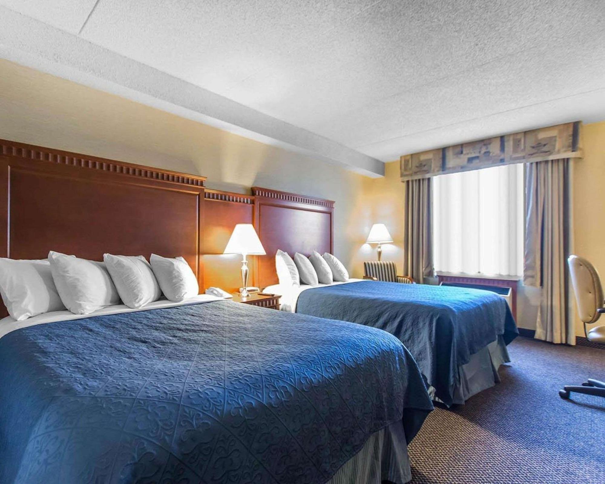 Quality Inn & Suites Bay Front Sault Ste. Marie Eksteriør bilde