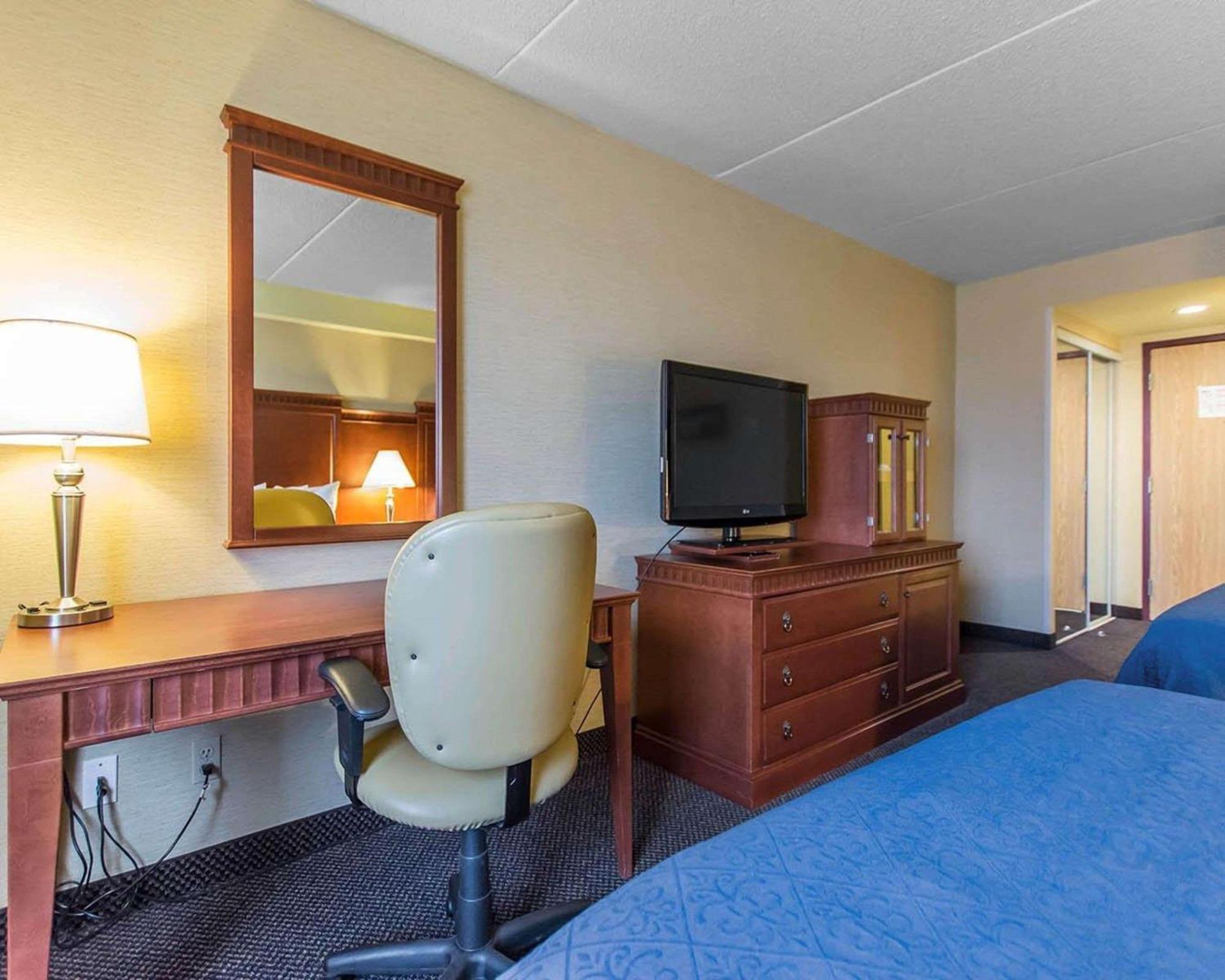 Quality Inn & Suites Bay Front Sault Ste. Marie Eksteriør bilde